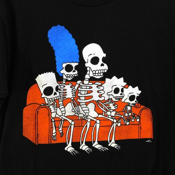 The Simpsons Treehouse Of Horror Couch Skeletons T Shirt Size M - Picture 3 of 4